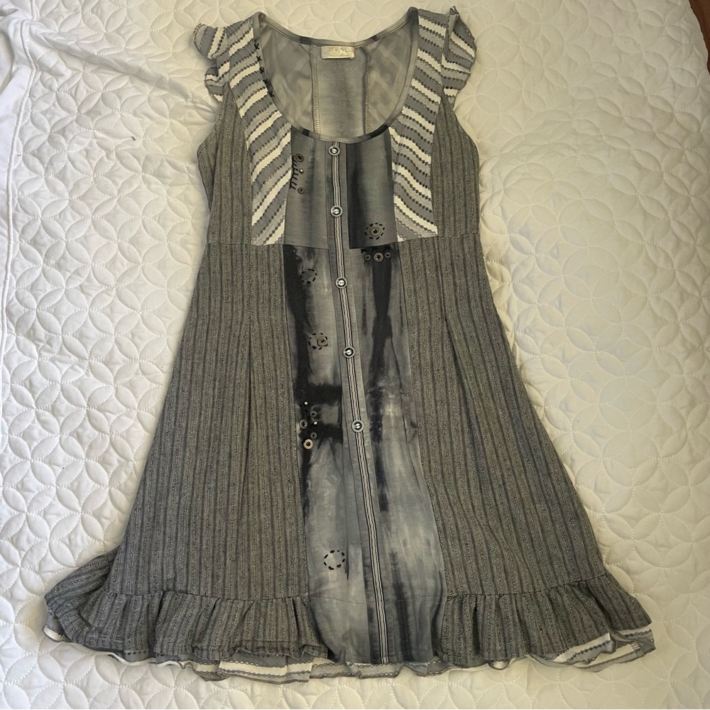 Forla Paris gray striped sleeveless A-line dress ruffle accent knee length S/M